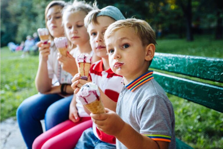 A Mom Says Her Kindergartener Came Home Talking About Kids Missing Ice Cream at School, and She Wasn't Sure What Had Really Happened