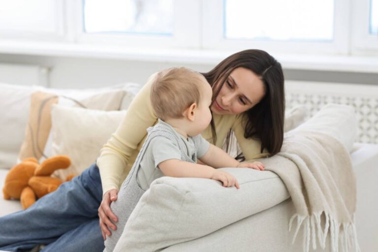 A Mom Says Her Second Baby Is So Easy That She Finally Understands Why Parents Think They Have All the Answers