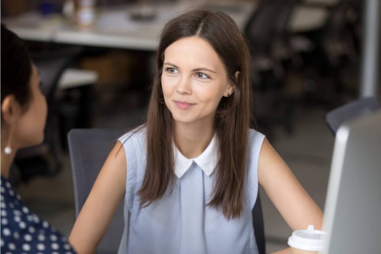 A Person Says His Coworker Asked Why Nobody Likes Working With Her, and Her Honest Answer Turned Into a Workplace Complaint