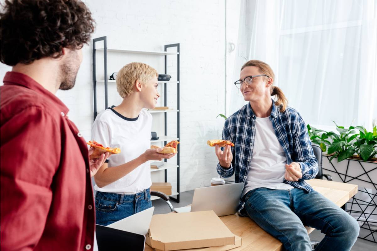 A Teacher Says She Ate a Slice of Leftover Pizza From the Lounge and Woke Up in a Bathroom Disaster She’ll Never Forget