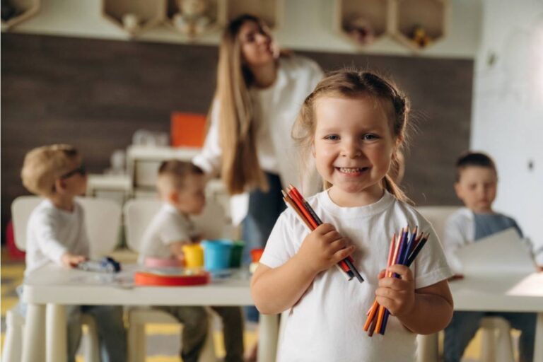 A Teacher Says a Kindergarten Student Started Mocking Her the Moment the Strict Paraprofessional Left, and His Confidence Vanished When She Walked Back In