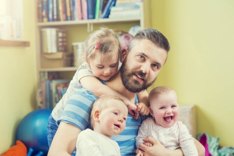 Dad Says His Brother Started Leaving Three Kids on His Front Porch After He Refused to Babysit, and the Next Phone Call Changed Everything