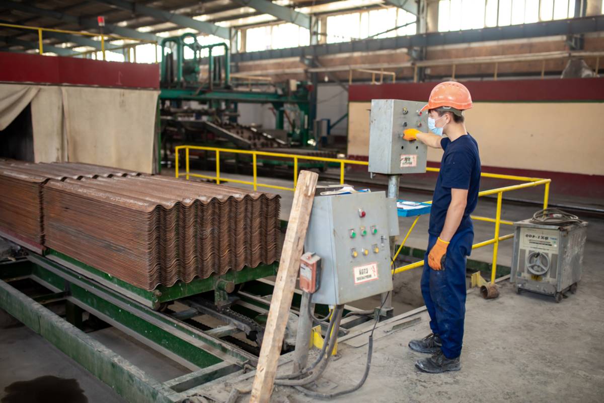 A 28-Year-Old Father of Six Died in a Steel Plant Accident, and His Family Is Now Facing Life Without Him