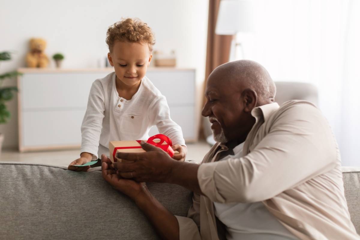 A Dad Says His Father-in-Law Paid for a Train Set He Carefully Picked Out for His Son, Then Asked Him to Say Grandpa Bought It