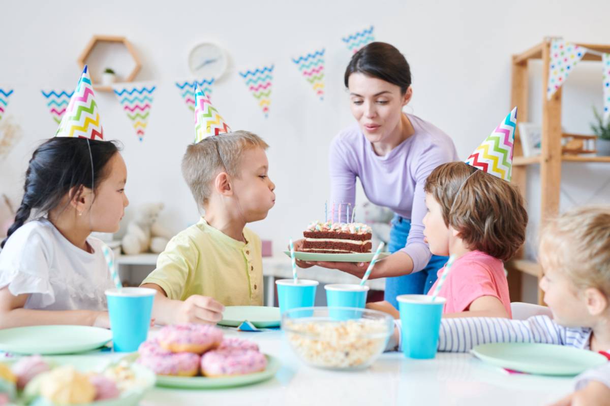 A Mom Asked for $74 to Add Two Uninvited Kids to Her Son’s Birthday Party, but a Last-Minute Cancellation Left Her $111 Out of Pocket