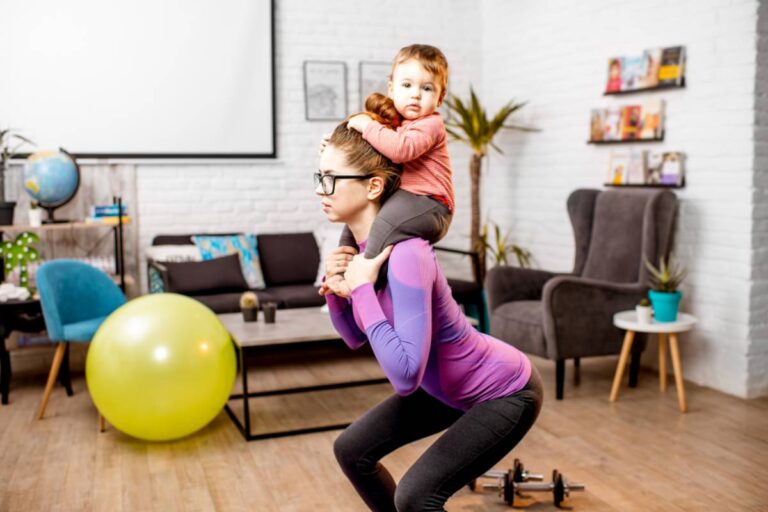 A Mom Did 200+ Squats Every Time Her 4-Year-Old Said “Mom,” Then Turned the Same Word Into a $405 Challenge for Her Husband