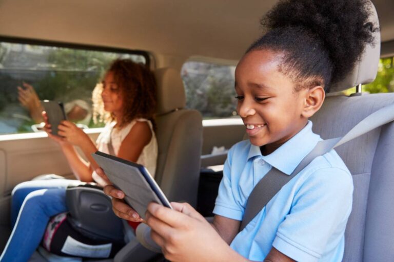 A Mom Says Her 3- and 4-Year-Olds Had Tablets Ready for a 15-Hour Drive, Then Shocked Her by Refusing to Use Them