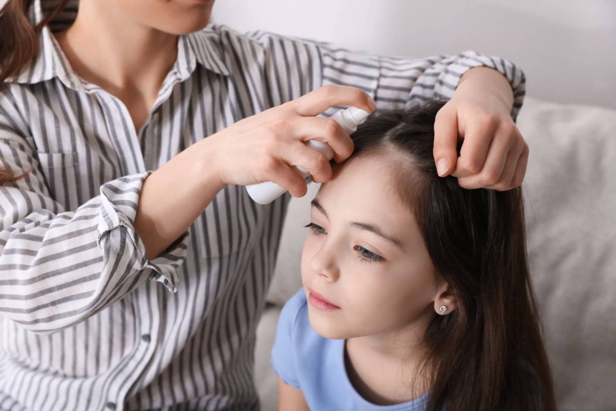 A Mom Says Her Daughter Was Shunned by Friends After Getting Head Lice at School, and Even Professional Treatment Couldn't Stop the Parents From Blaming Her