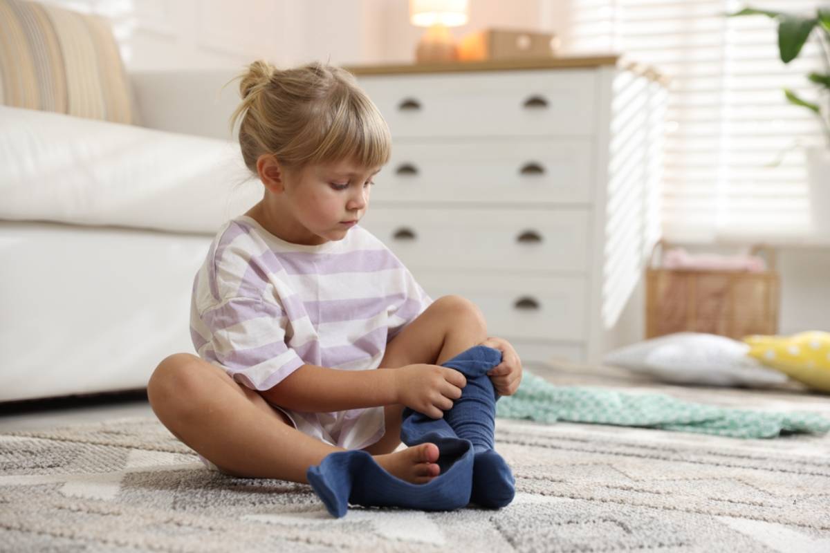 A Mom Says Her Kids' Indoor Play Dates Keep Turning Into $5 Sock Purchases, and She Started Wondering How Many Pairs a Family Is Supposed to Own