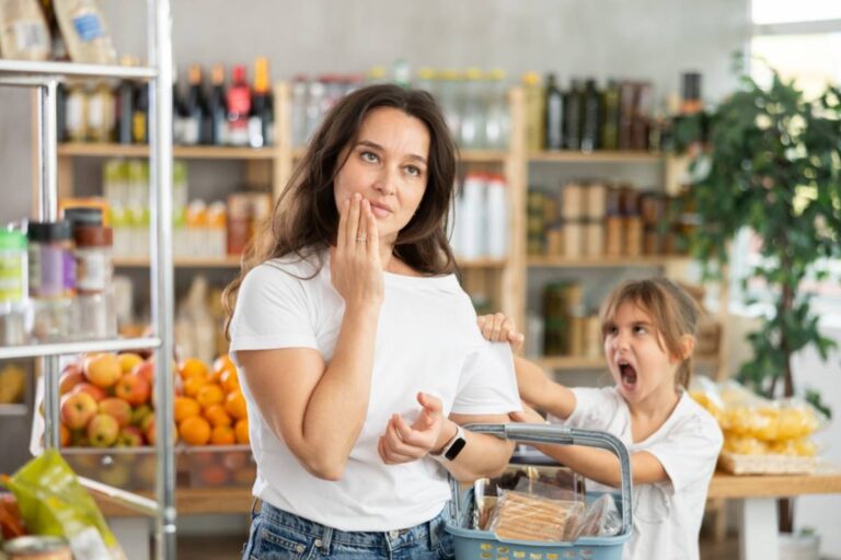 A Mom Says Her Toddler Started Screaming for Fun, Then His Older Brother Joined In and Their Grocery Trips Became a Nightmare