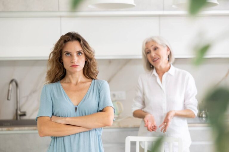 A Person Says They Finally Started Treating Their Mother the Way She Treats Them, and Her Reaction Revealed a Double Standard They Had Lived With for Years