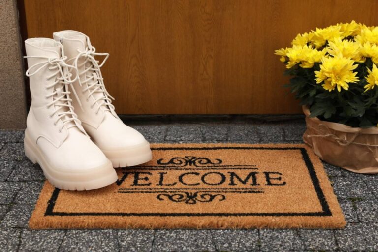 A Retired Detective Told College Students to Put Old Work Boots Outside Their Doors, but His Safety Plan Goes Much Further