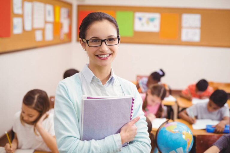 A Teacher Says Students Keep Claiming They Were Failed Because of Their Politics, but One Student's Assignment Revealed a Completely Different Problem