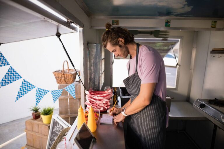 A Wife Says Her Husband Suddenly Has Money for a Food Truck After Saying He Couldn't Help Pay for Their $60,000 Kitchen Remodel