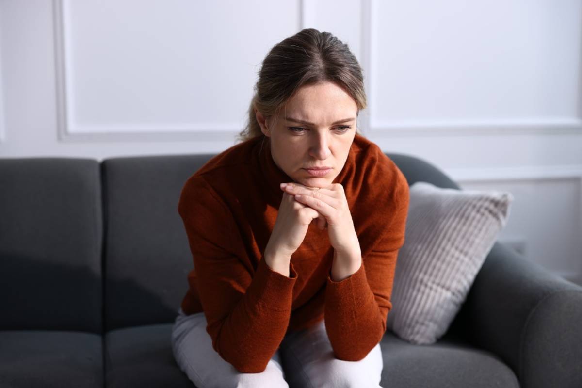 A Woman Says Her Mother Accused Her of Stealing the Emotional Spotlight During Her Parents’ Divorce, and Years Later, She Finally Understood What That Revealed