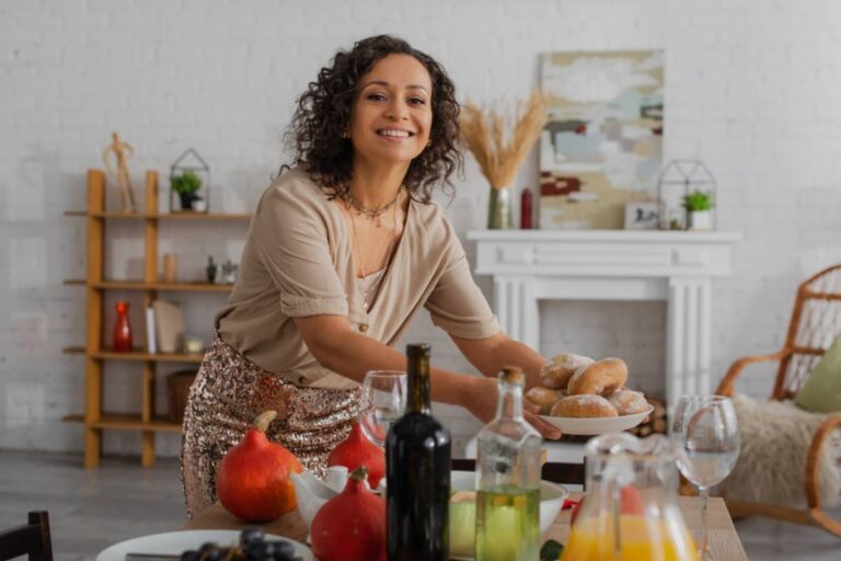 A Woman Says Her Mother-in-Law Has Made the Women Cook and Clean for Years, Until One Thanksgiving Request Made Her Race to the Sink