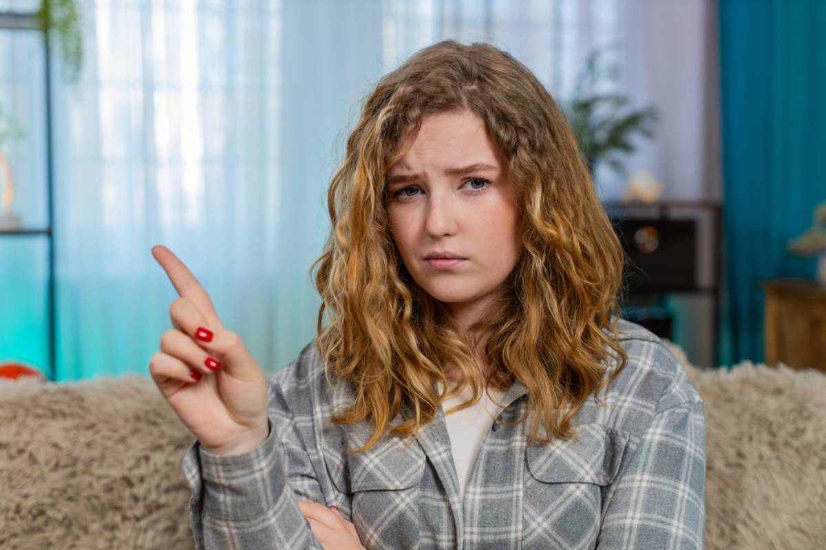 A Woman Says Her Parents Secretly Paid Her Brother's Rent for Three Years, and She Only Found Out When His Landlord Called Her