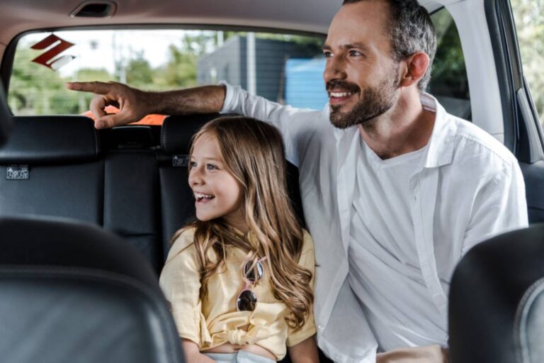 Dad Says He Thought Dropping His Daughter Off at Birthday Parties Was Normal, Until Other Parents Started Calling Him Rude