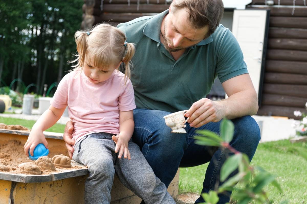 Dad Says His 3-Year-Old Hurt His Feelings by Saying “You Say That a Lot,” So He Dropped Everything to Play Only to Be Handed a Dog Poop Scooper