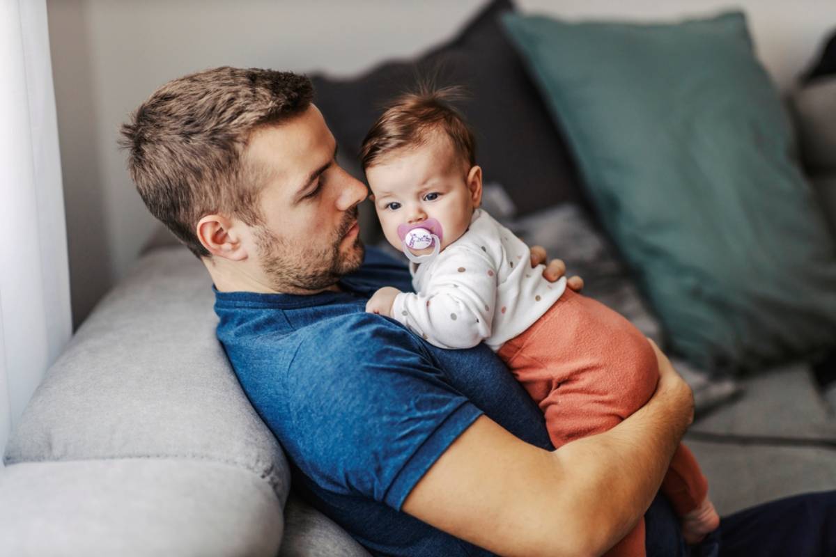 Dad Says Nine Months of Broken Sleep Finally Pushed Him to Try Sleep Training, and Four Nights Later His Daughter Slept for 10.5 Hours