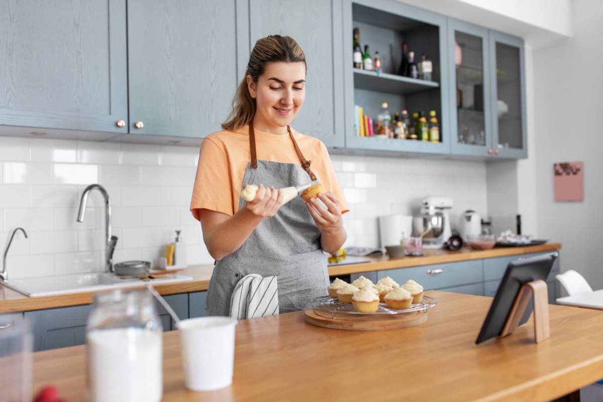 Moms Are Baking Breast Milk Into Cupcakes, Shakes and Pancakes to Ward Off the Flu, but the Science Raises a Big Question About Whether It Works