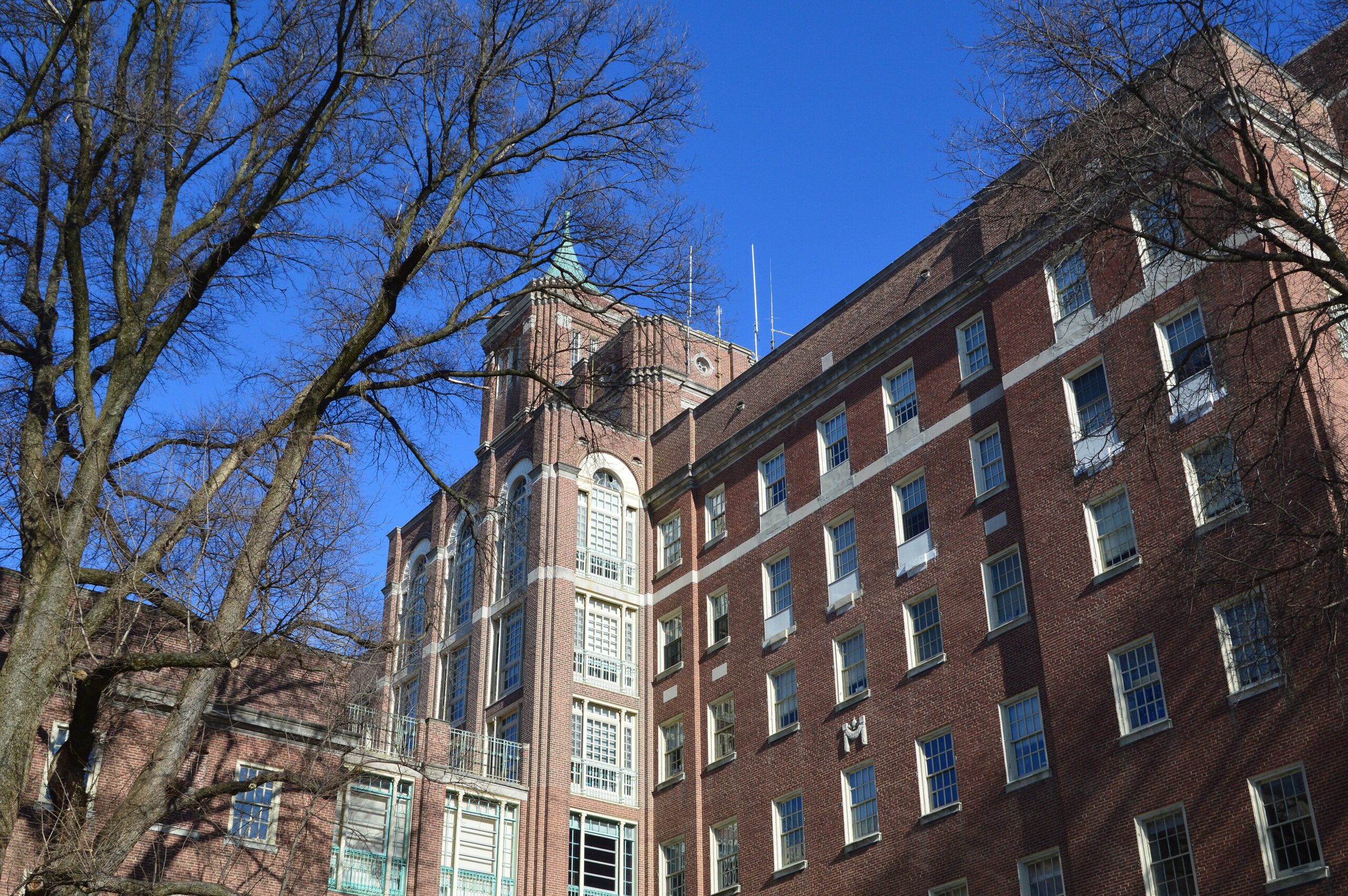 Bryn Mawr Hospital in Bryn Mawr, Pennsylvania